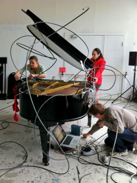 MODERNA MUSEET: MOMENT: Double Bind Player
